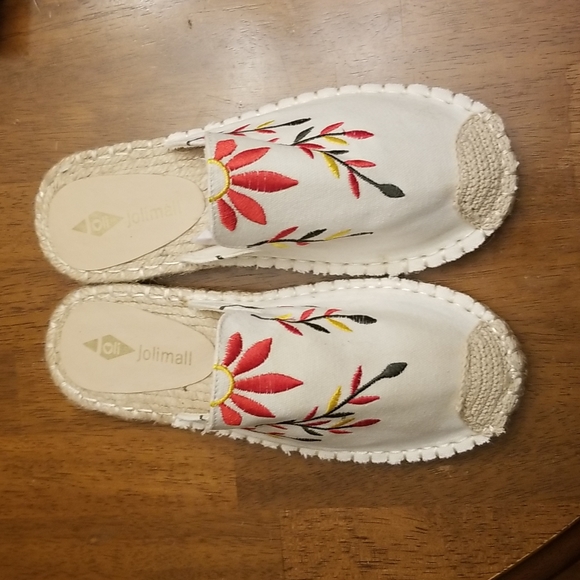 Adorable shoes - Picture 7 of 7